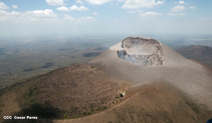 Recorrido a&eacute;reo por volcanes de Nicaragua